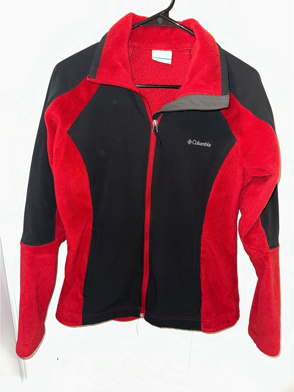 Columbia Sportswear Women's Large Red and Black Full-Zip Fleece Jacket